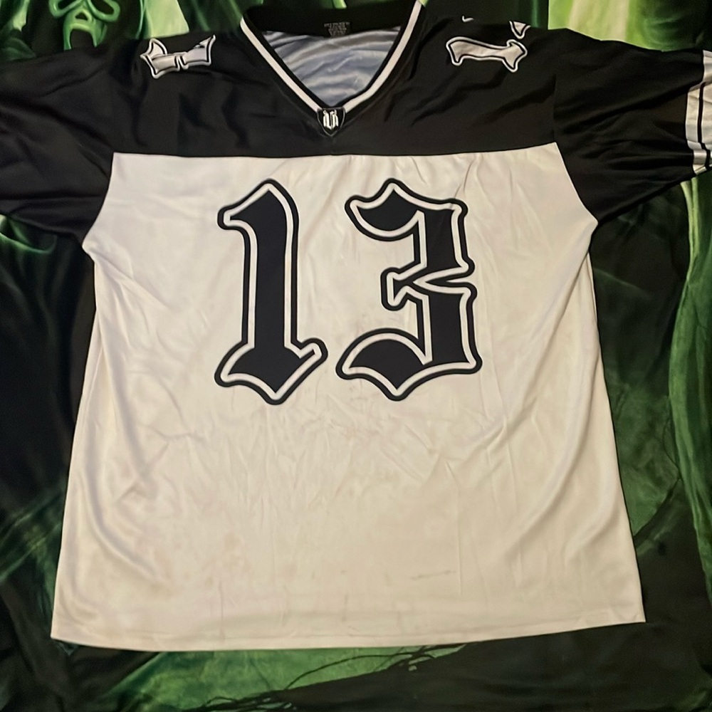 13 shirt/ jersey